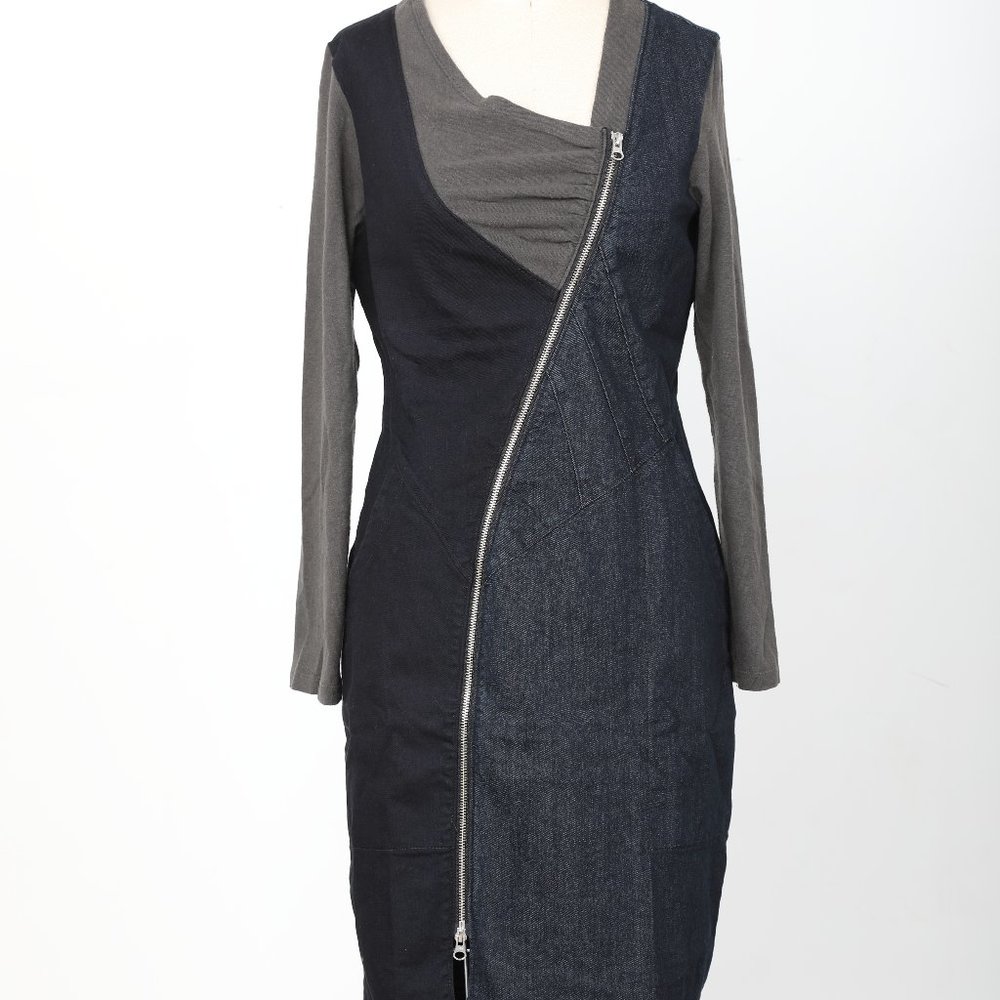 Counterpoise in Denim
